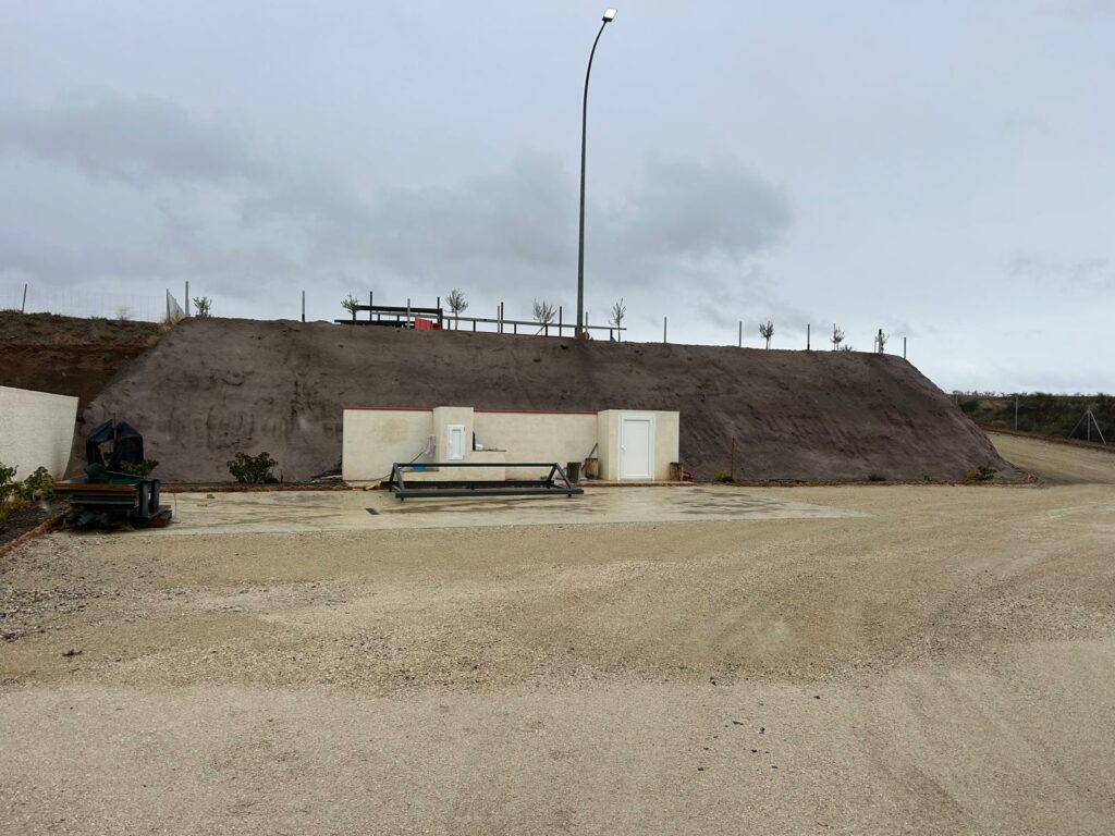 WhatsApp Image 2026-01-11 at 15.52.09